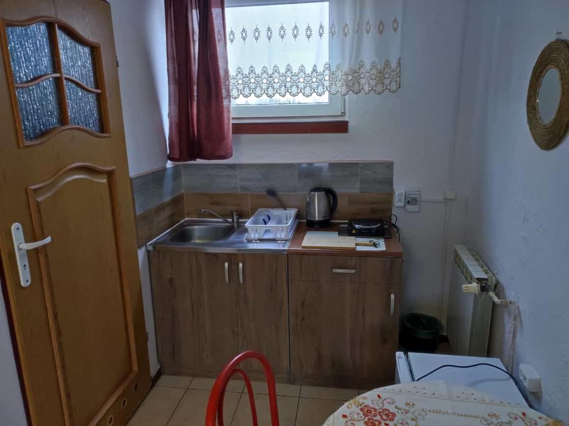 Motel Korona Zamosc  Bagian luar foto