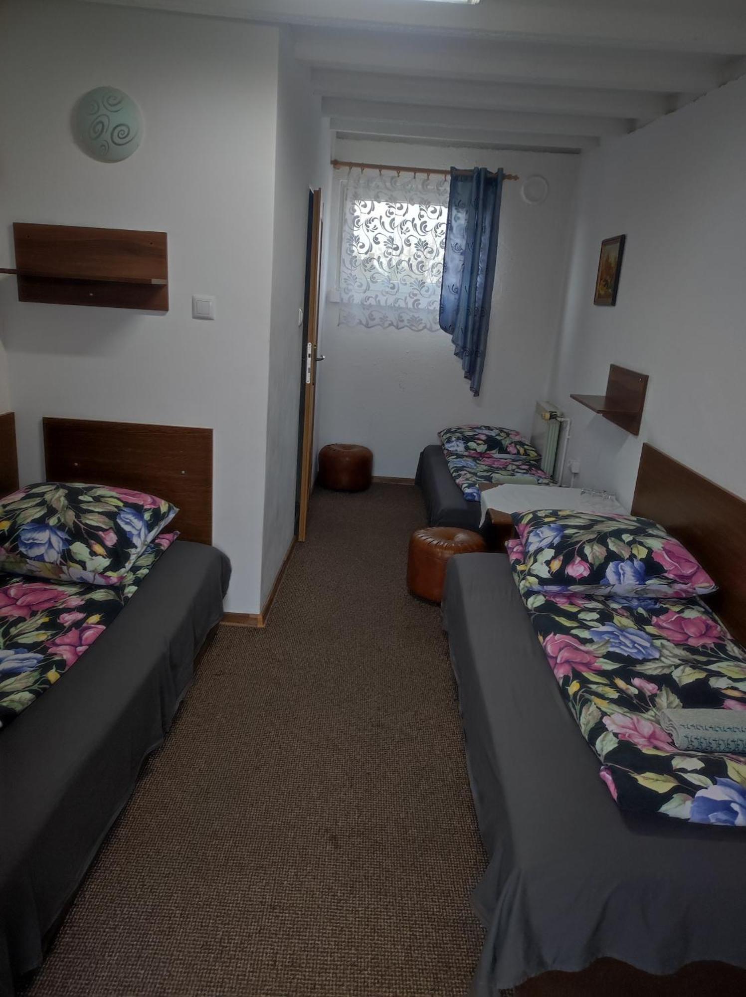 Motel Korona Zamosc  Bagian luar foto